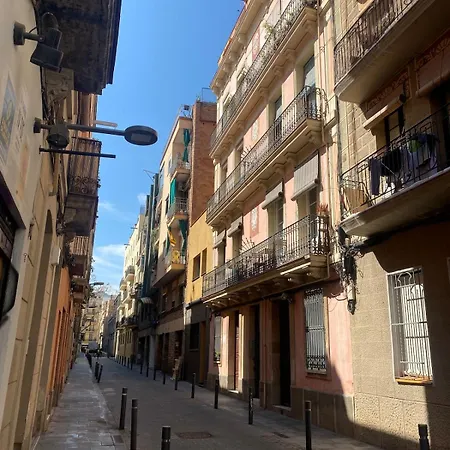 Moderno En 公寓